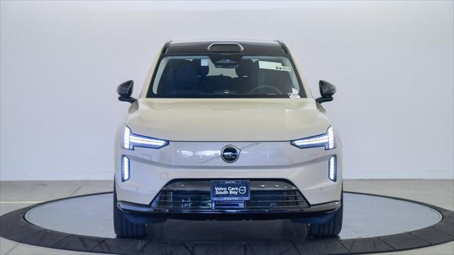 new 2025 Volvo EX90 car, priced at $90,735