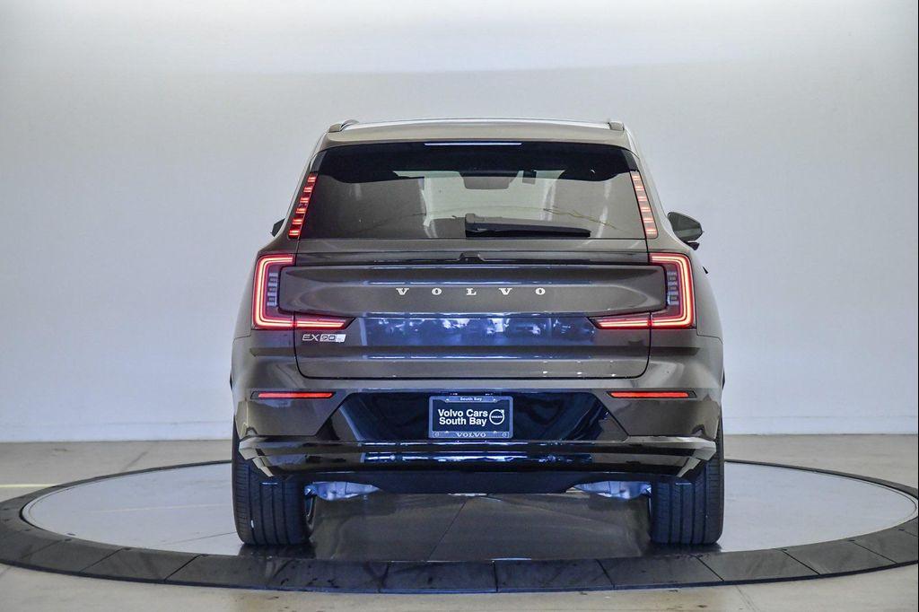 new 2025 Volvo EX90 car, priced at $86,290