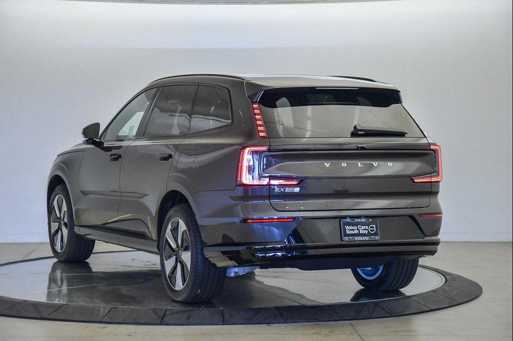 new 2025 Volvo EX90 car, priced at $86,290