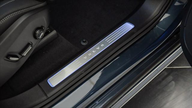 new 2025 Volvo XC90 Plug-In Hybrid car, priced at $82,405