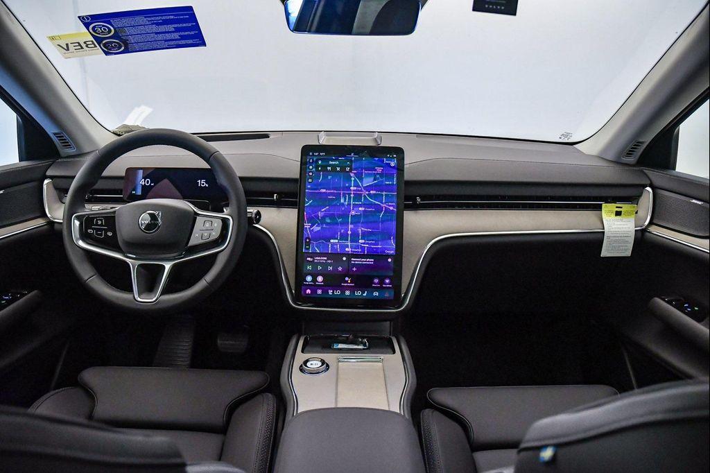 new 2025 Volvo EX90 car, priced at $87,390