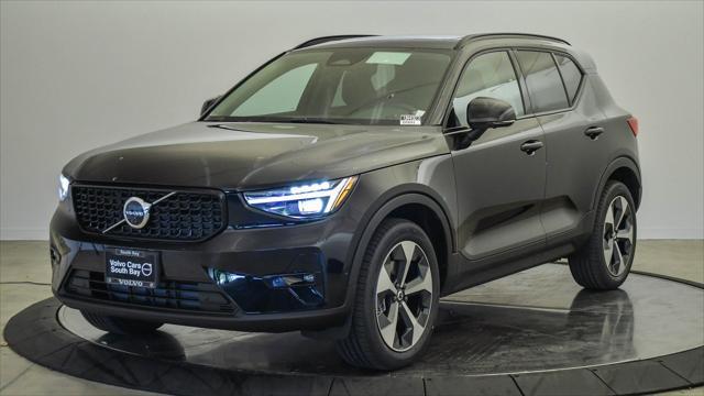 new 2025 Volvo XC40 car, priced at $48,315