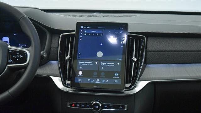 new 2025 Volvo XC90 Plug-In Hybrid car, priced at $82,405