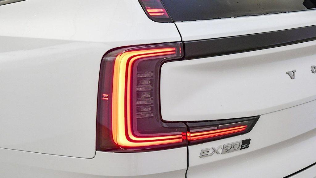 new 2025 Volvo EX90 car, priced at $83,870