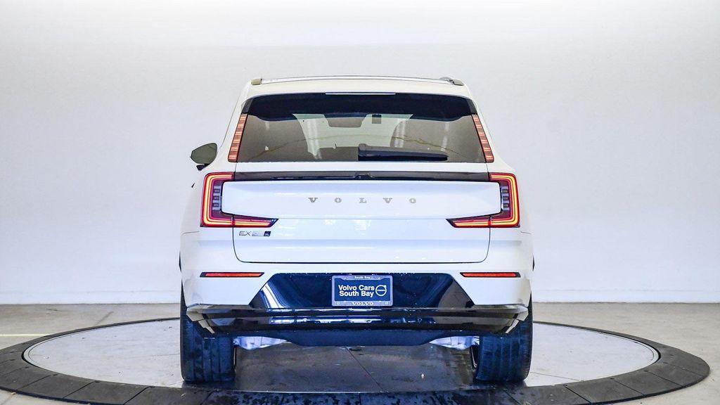new 2025 Volvo EX90 car, priced at $83,870