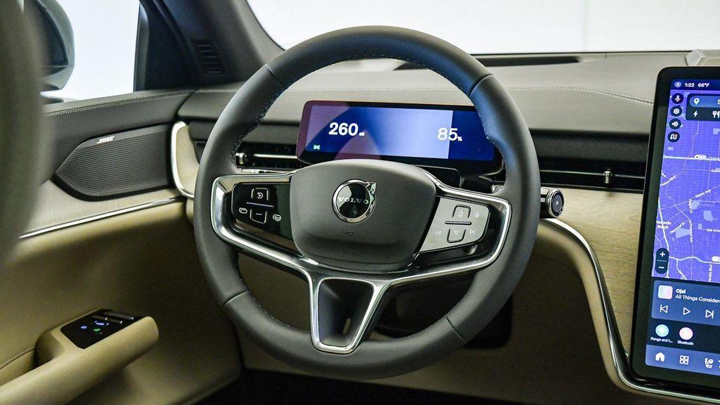 new 2025 Volvo EX90 car, priced at $83,870