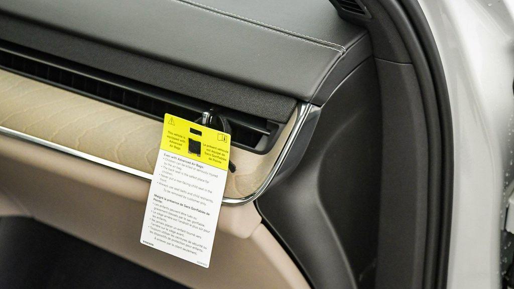 new 2025 Volvo EX90 car, priced at $83,870