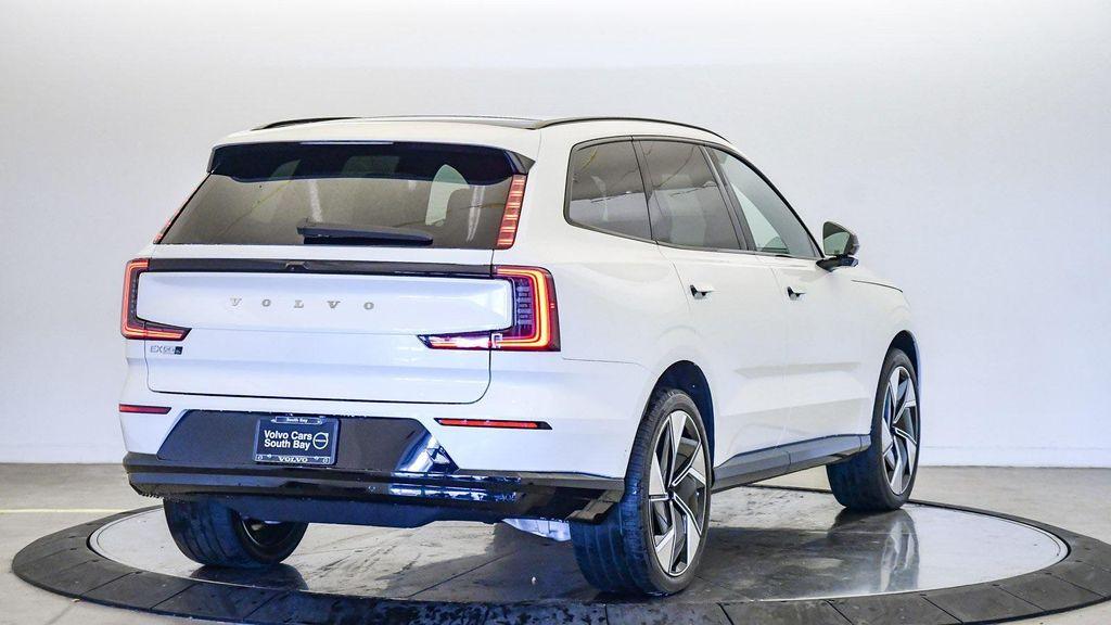 new 2025 Volvo EX90 car, priced at $83,870