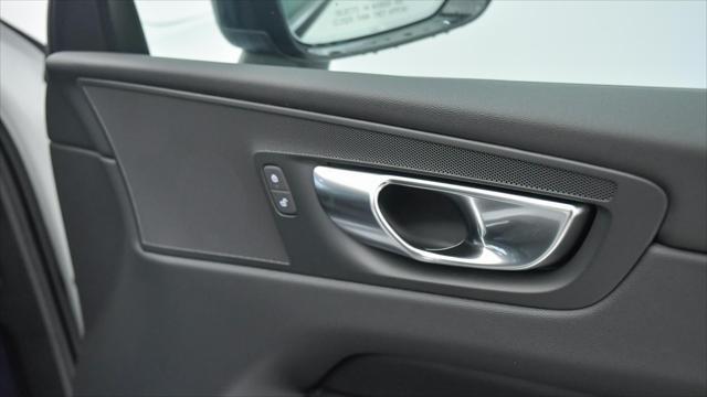 new 2025 Volvo XC60 Plug-In Hybrid car, priced at $62,100