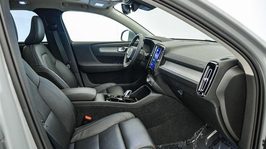 used 2025 Volvo XC40 car, priced at $35,246