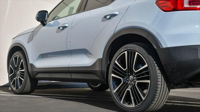 new 2025 Volvo XC40 car, priced at $55,400