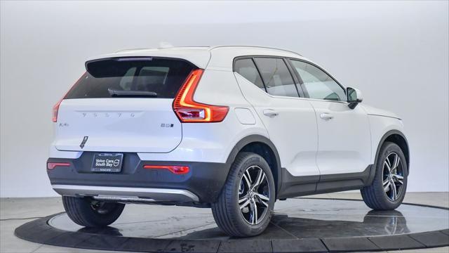 new 2025 Volvo XC40 car, priced at $45,215