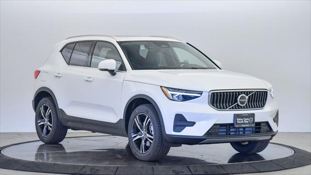 new 2025 Volvo XC40 car, priced at $45,215