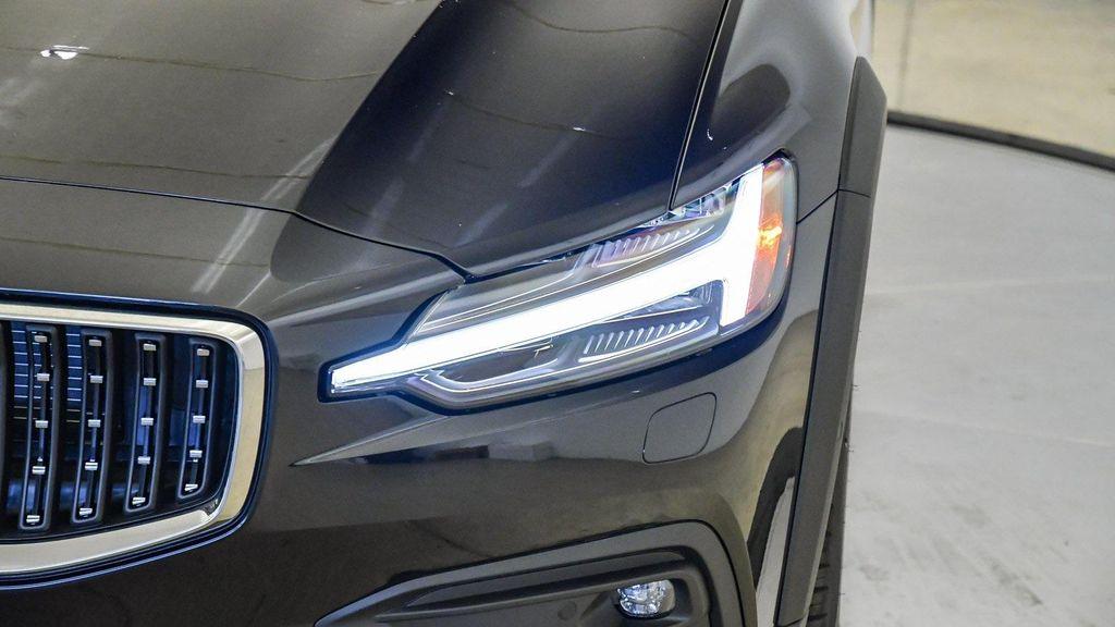 new 2026 Volvo V60 Cross Country car, priced at $57,370