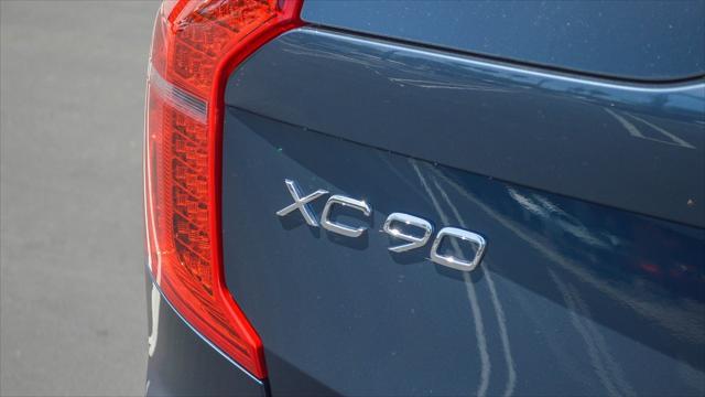 new 2025 Volvo XC90 Plug-In Hybrid car, priced at $90,605