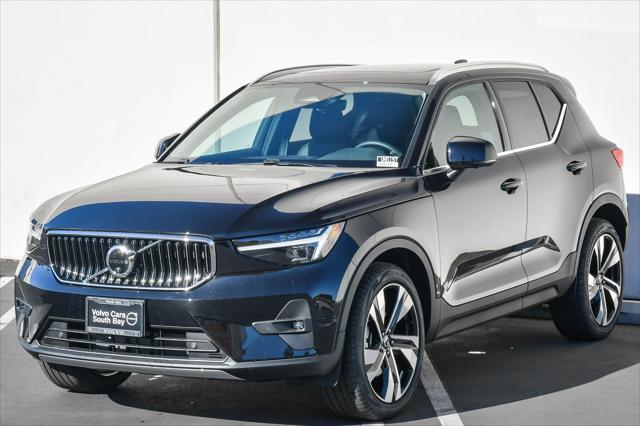 new 2025 Volvo XC40 car, priced at $50,825