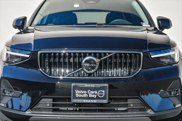 new 2025 Volvo XC40 car, priced at $50,825