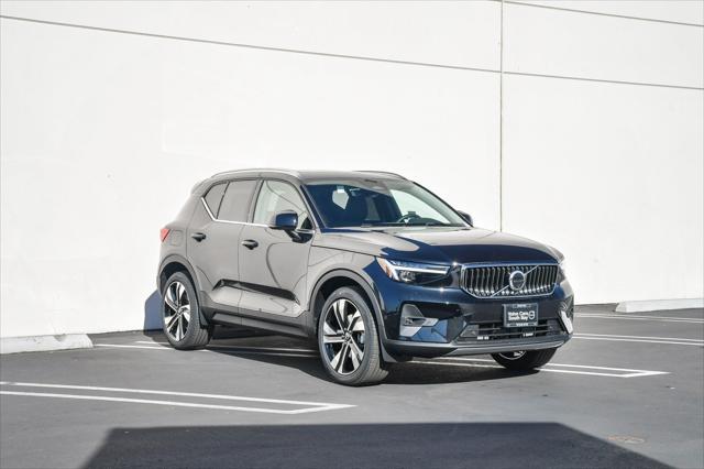 new 2025 Volvo XC40 car, priced at $50,825