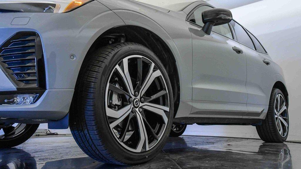 used 2025 Volvo XC60 car, priced at $64,250
