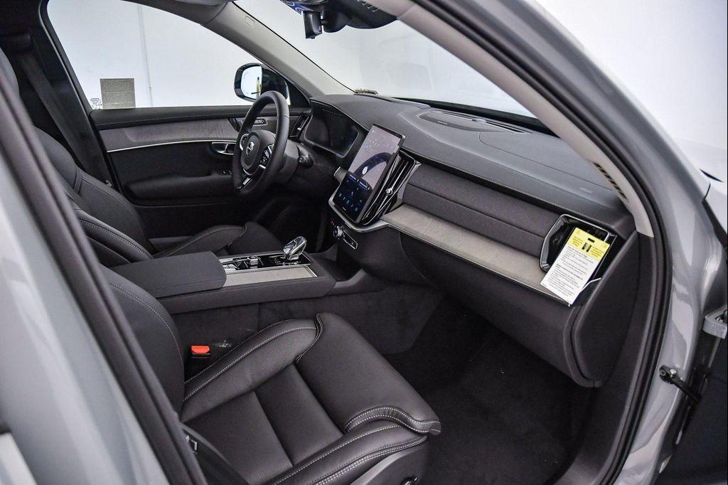 new 2026 Volvo XC90 car, priced at $75,535