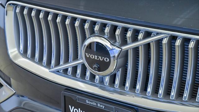 new 2025 Volvo XC90 Plug-In Hybrid car, priced at $81,765