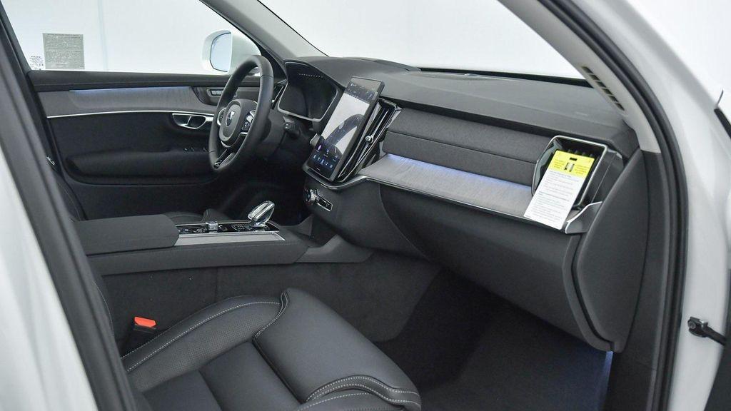 new 2025 Volvo XC90 Plug-In Hybrid car, priced at $82,405