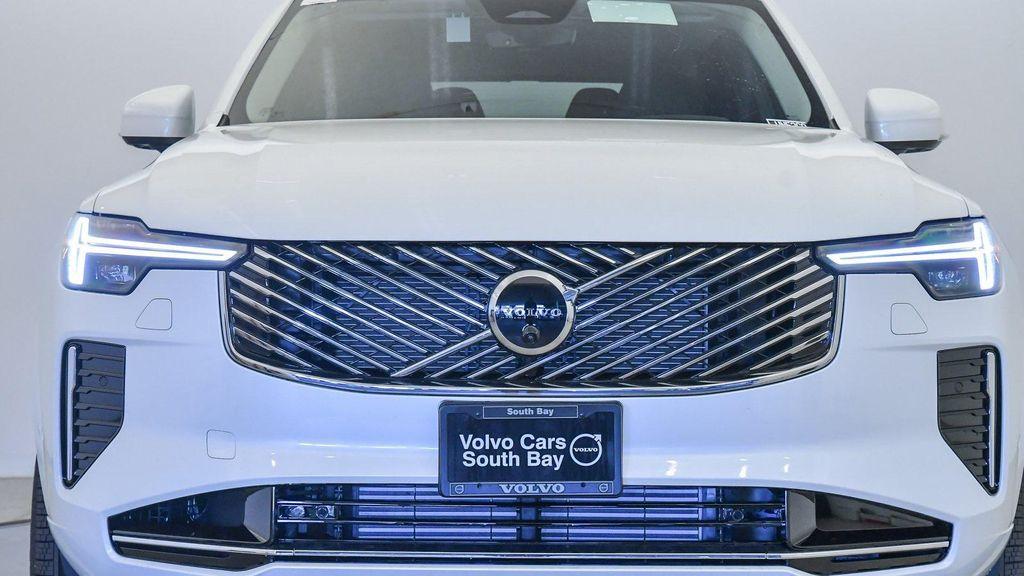 new 2025 Volvo XC90 Plug-In Hybrid car, priced at $82,405