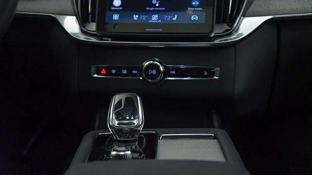 new 2025 Volvo XC90 Plug-In Hybrid car, priced at $82,405
