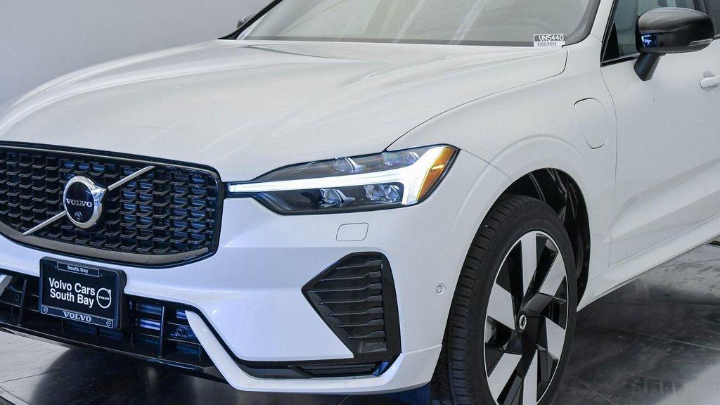 new 2025 Volvo XC60 Plug-In Hybrid car, priced at $66,260
