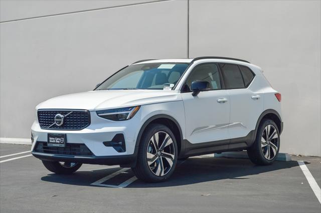 new 2024 Volvo XC40 car, priced at $51,005