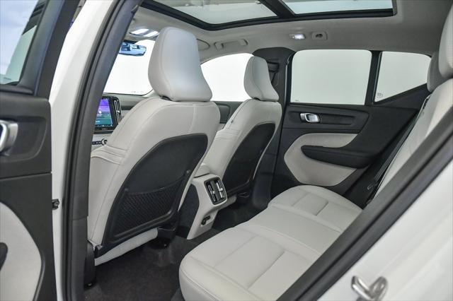 new 2025 Volvo XC40 car, priced at $48,335