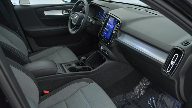 used 2025 Volvo XC40 car, priced at $37,999