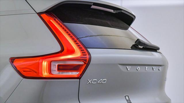 new 2025 Volvo XC40 car, priced at $48,315