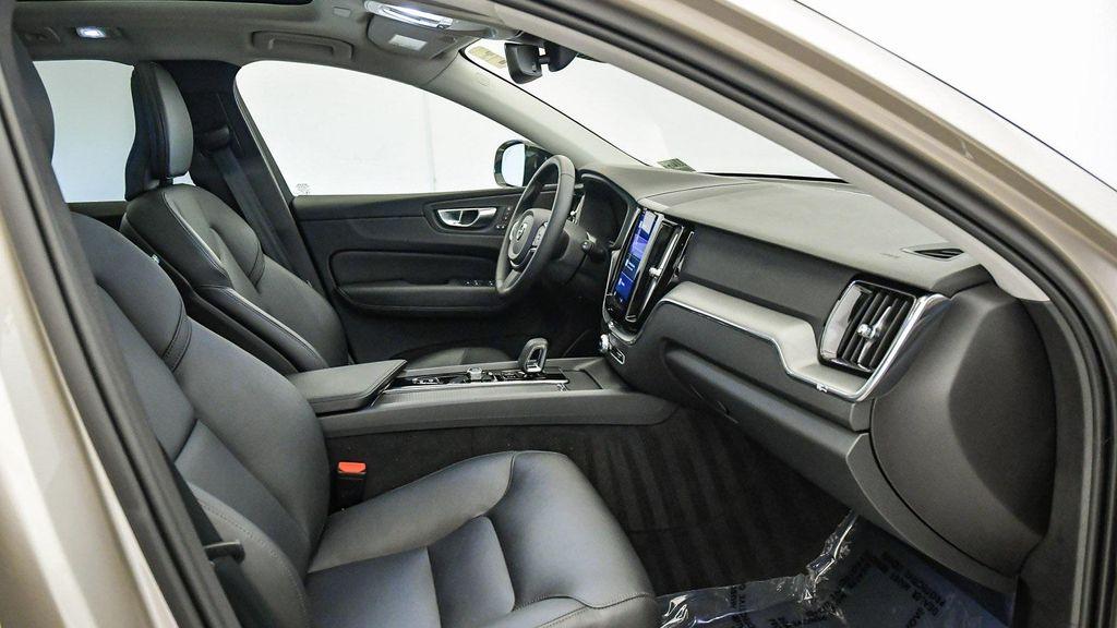 used 2025 Volvo XC60 car, priced at $39,799