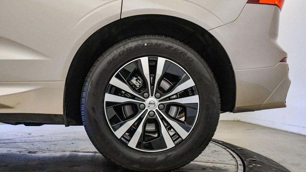 used 2025 Volvo XC60 car, priced at $39,799