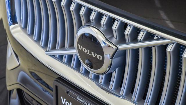 new 2025 Volvo XC90 Plug-In Hybrid car, priced at $78,455