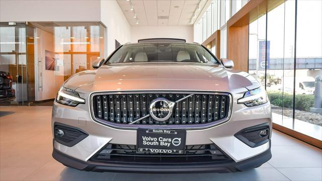 new 2024 Volvo V60 Cross Country car, priced at $55,225