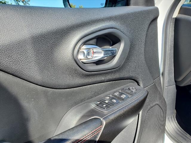 used 2020 Jeep Cherokee car, priced at $22,995