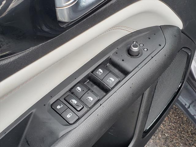 used 2024 Jeep Compass car, priced at $25,995