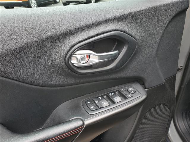 used 2019 Jeep Cherokee car, priced at $21,999