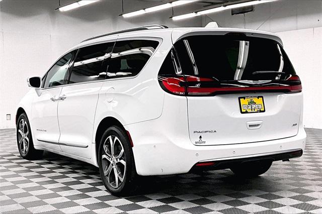used 2022 Chrysler Pacifica car, priced at $38,299