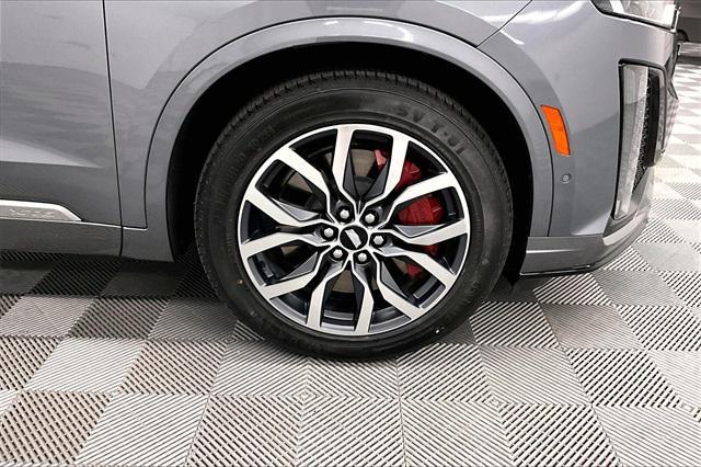 used 2022 Cadillac XT6 car, priced at $36,167