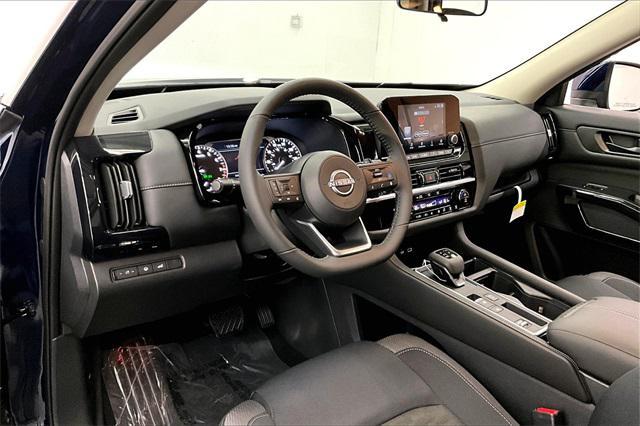 new 2025 Nissan Pathfinder car, priced at $37,914