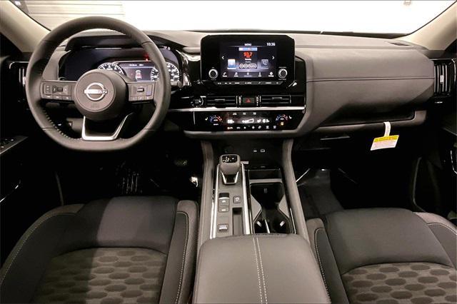 new 2025 Nissan Pathfinder car, priced at $37,914
