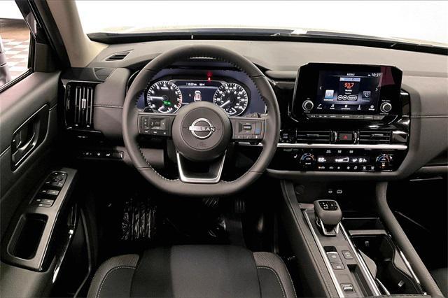 new 2025 Nissan Pathfinder car, priced at $37,914