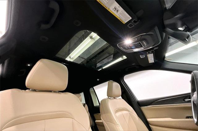 used 2024 Jeep Grand Cherokee car, priced at $40,997