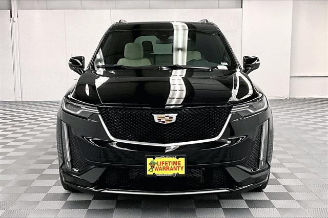 used 2023 Cadillac XT6 car, priced at $43,854