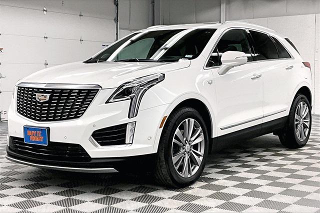 used 2023 Cadillac XT5 car, priced at $34,184