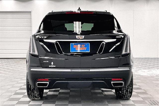 used 2021 Cadillac XT5 car, priced at $33,291