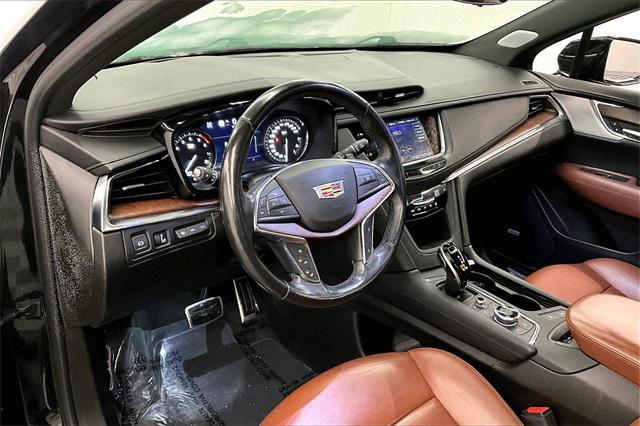 used 2021 Cadillac XT5 car, priced at $33,291